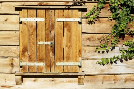 Les volets battants, une solution authentique et s&eacute;curisante